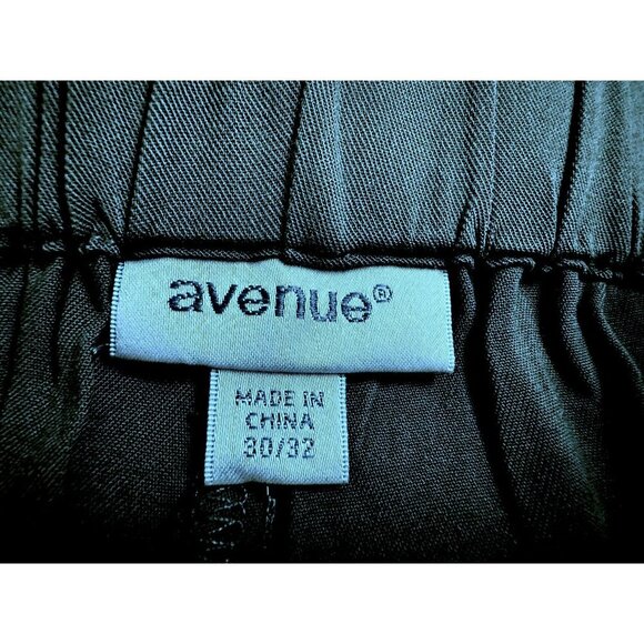 Avenue Women's Kenley Pull-On Front Tie Shorts Flowy Olive Green Size 30/32 - Picture 4 of 5